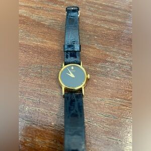 Seiko watch face black with one diamond